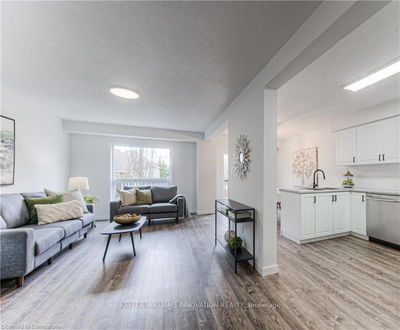 Unit 4 — 468 Doon South Dr, Kitchener -  image-0-3