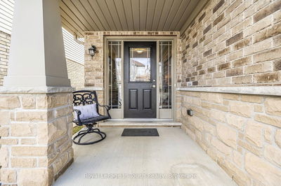 26 Oakes Cres, Guelph - Grange Road image-0-2