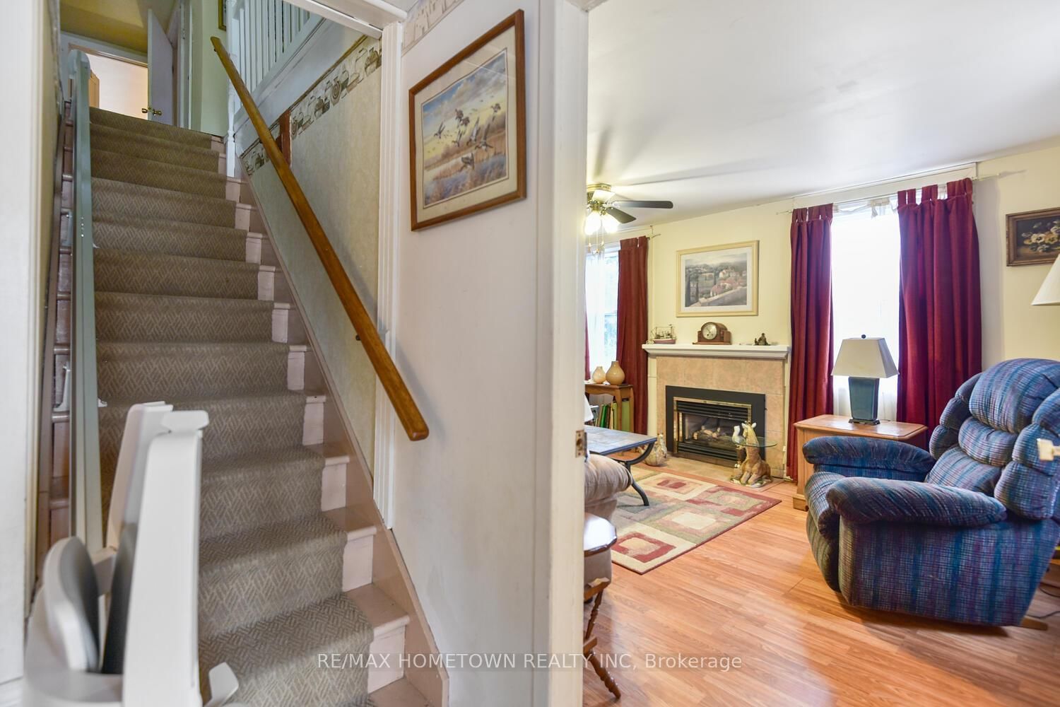 Listing Image 7