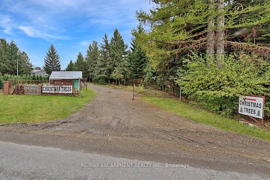 Vacant Land sold at 1540 5th Concession Road, Hamilton, Rural Flamborough, N0B 1L0 - MLS: X12046100
