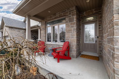 102 Elfin Grve, Stittsville - Kanata - Emerald Meadows/Trailwest image-0-1
