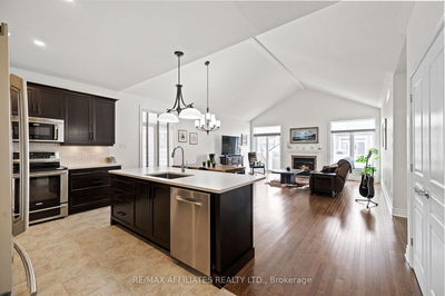 102 Elfin Grve, Stittsville - Kanata - Emerald Meadows/Trailwest image-0-4