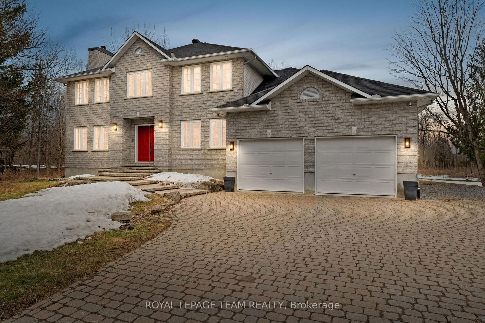 Detached House sold at 5772 KNIGHTS Drive, Ottawa, Manotick East to Manotick Station, K4M 1K2 - MLS: X12047946