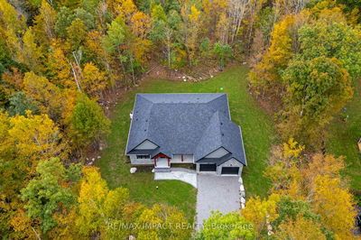 11 Maplewood Crt, Trent Lakes - Trent Lakes image-0-3