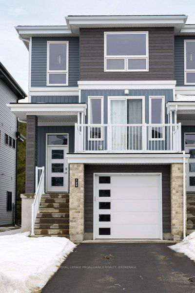 129 Superior Dr, Loyalist - Amherstview