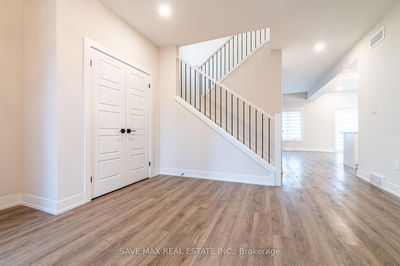 6 TRIEBNER St, South Huron - Exeter image-0-4