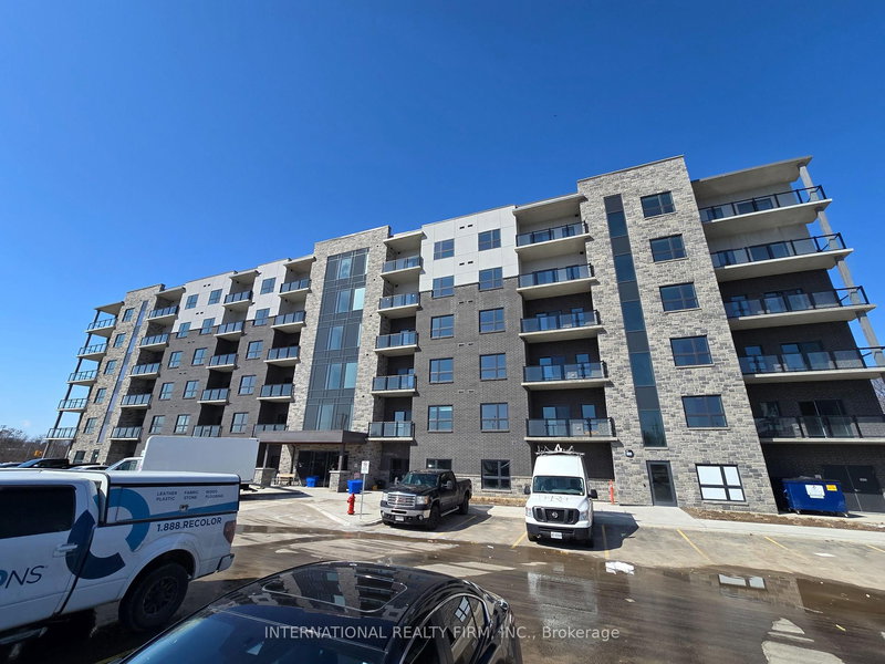 602 - 1000 Lackner Pl, Kitchener, N2A 0L4 | Image 2