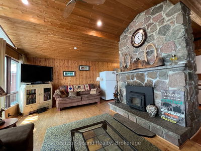 270 Barney's Blvd, Northern Bruce Peninsula - Northern Bruce Peninsula image-0-2