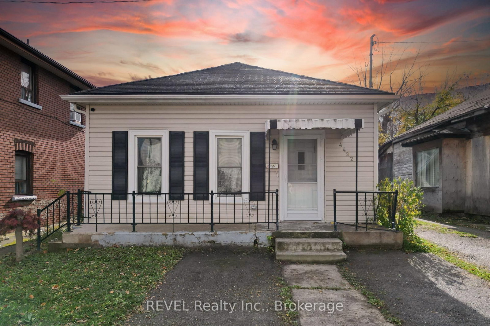 Listing Image 2