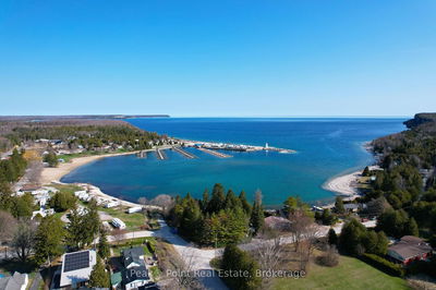20 Moore St, Northern Bruce Peninsula - Northern Bruce Peninsula image-0-1