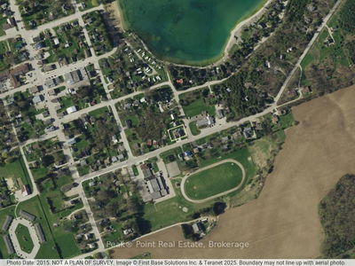 20 Moore St, Northern Bruce Peninsula - Northern Bruce Peninsula image-0-2