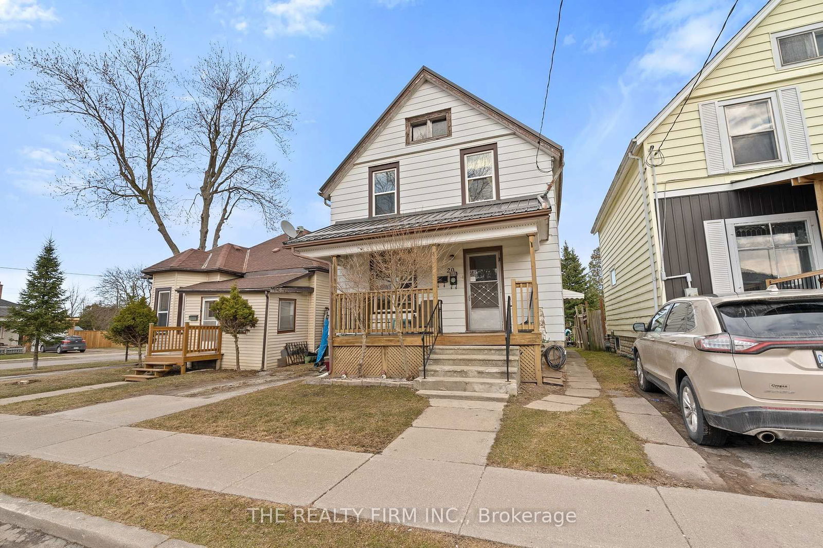 Semi-Detached House for sale at 20 Fourth Avenue, St. Thomas, St. Thomas, N5R 4H2 - MLS: X12050473
