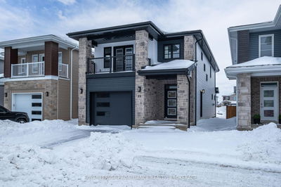 22 Walden Pond Dr, Loyalist - Amherstview