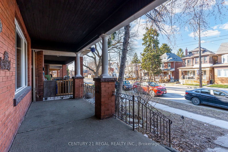 184 Maplewood Ave, Hamilton, L8M 1X7 | Image 3