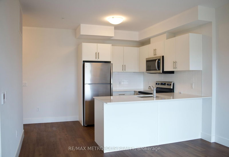 610 - 1000 Lackner Pl, Kitchener, N2A 0L9 | Image 2