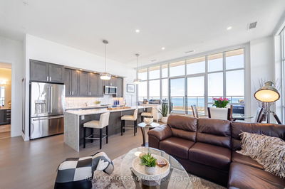 Unit PH1504 — 550 North Service Rd, Grimsby - Grimsby Beach image-0-3