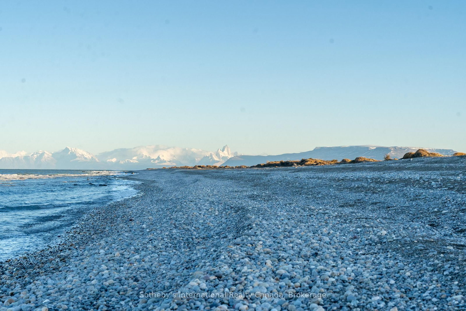 * Estancia Punta del Lago * • Out of Area photo 5