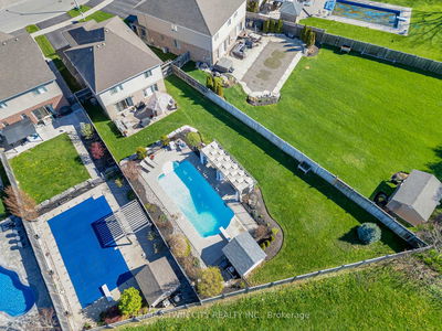 128 Robert Simone Way, North Dumfries -  image-0-2