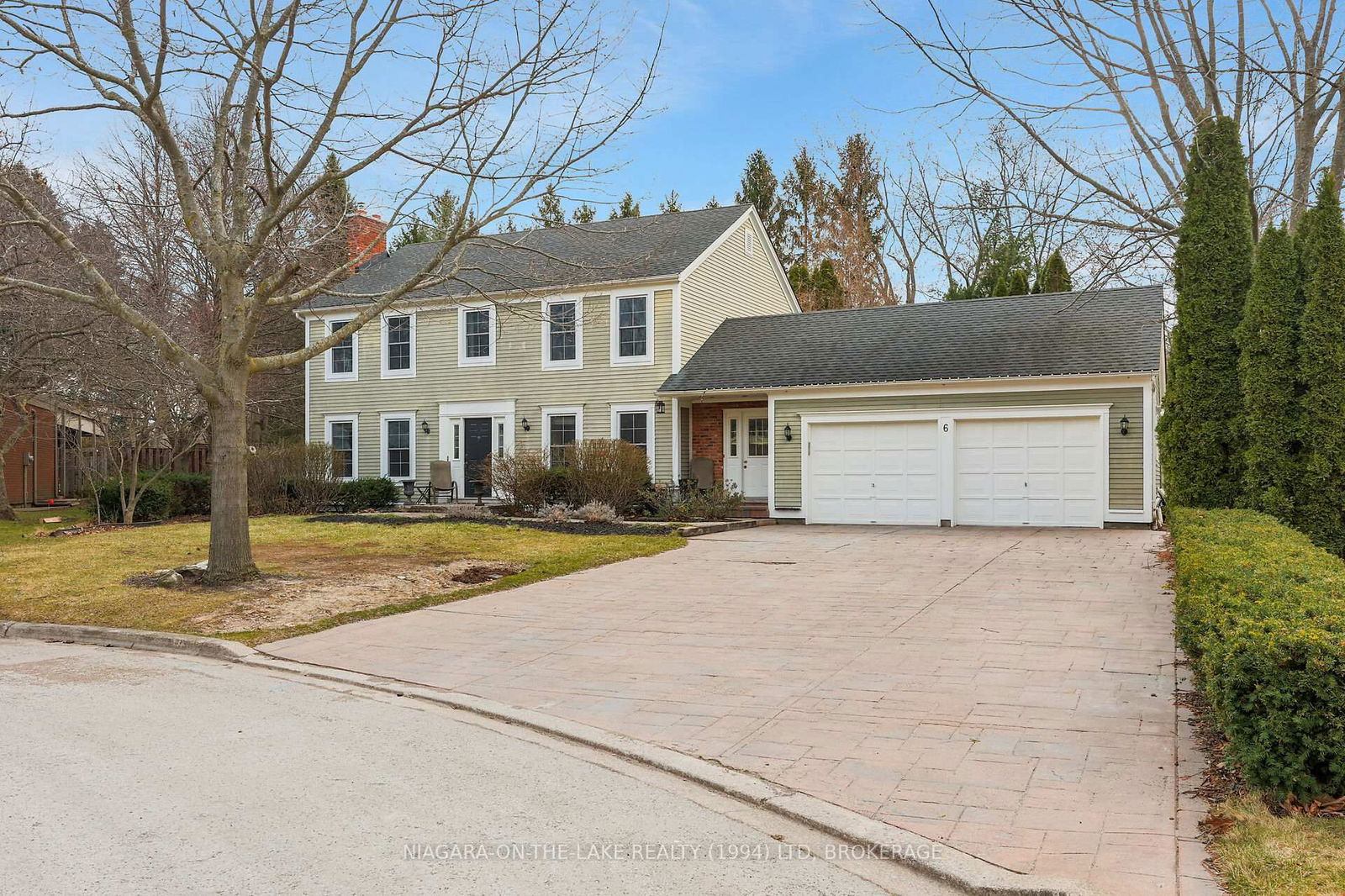 Detached House for sale at 6 Laura Secord Place, Niagara-on-the-Lake, Town, L0S 1J0 - MLS: X12051377