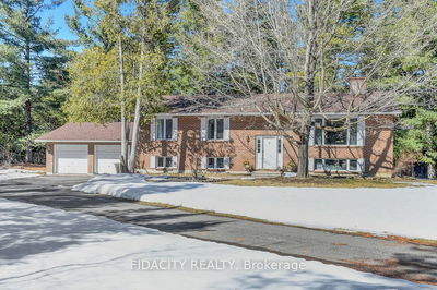 136 Grey Stone Dr, Carp - Huntley Ward (South West)