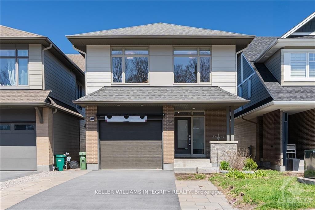 Detached House sold at 176 Avro Circle, Ottawa, CFB Rockcliffe and Area, K1K 4K7 - MLS: X12051570