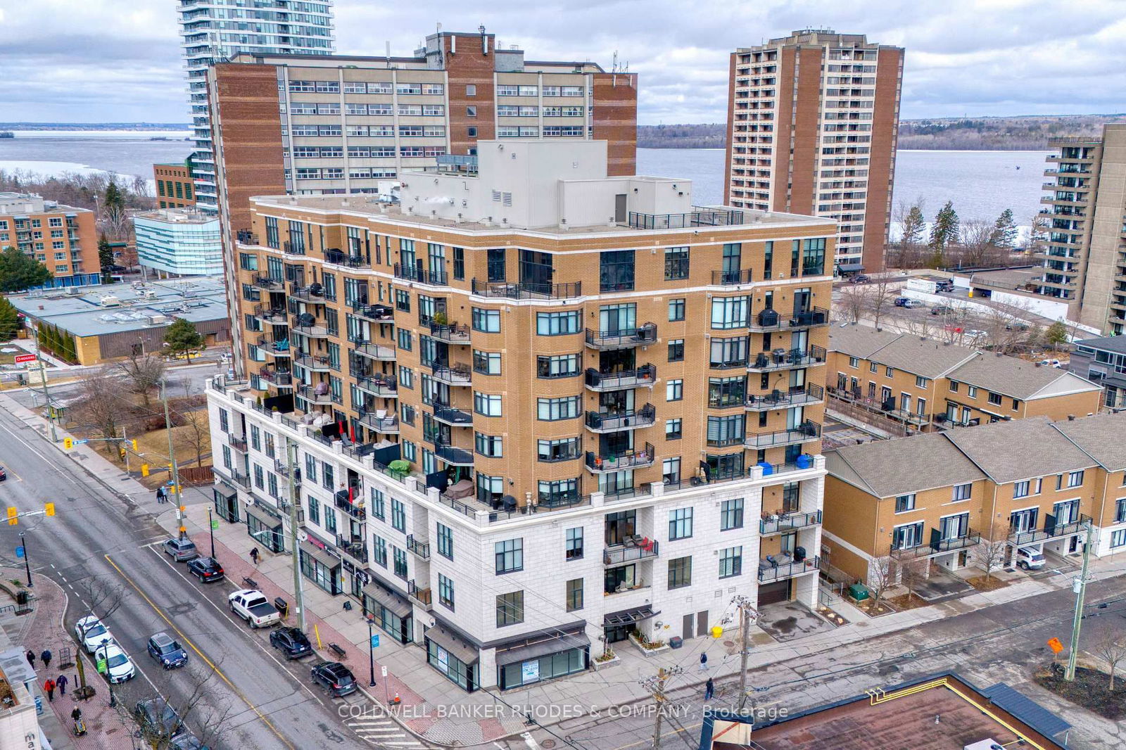 Condo sold at 605-420 Berkley Avenue, Ottawa, Westboro West, K2A 4H5 - MLS: X12051811