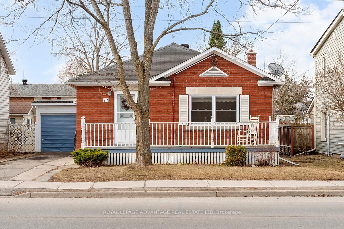 Detached House sold at 214 Gore Street, Perth, Perth, K7H 1K4 - MLS: X12051845