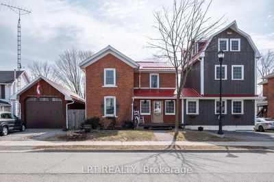 277 Brock St, Gananoque - Gananoque