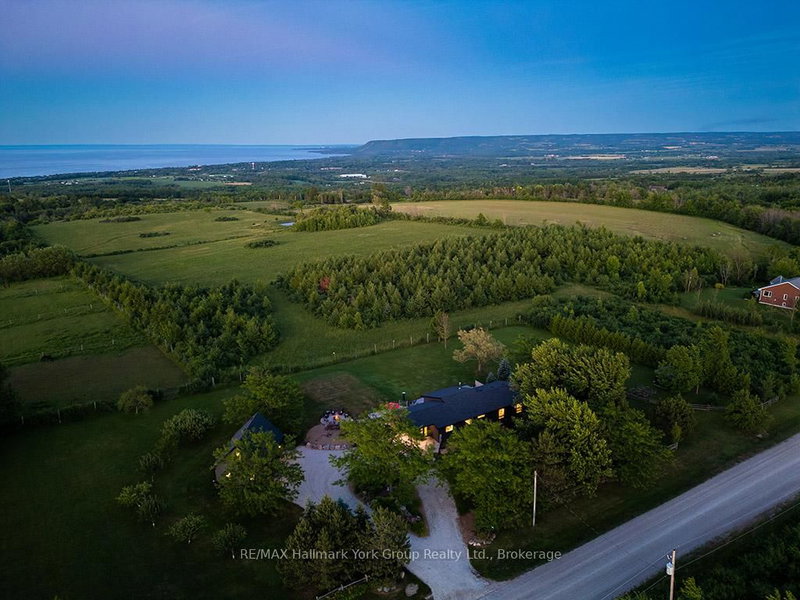 125 Mountain Rd, Meaford, N4L 1W6 | Image 3