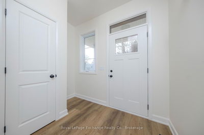 10 Janet St, South Bruce - South Bruce image-0-3