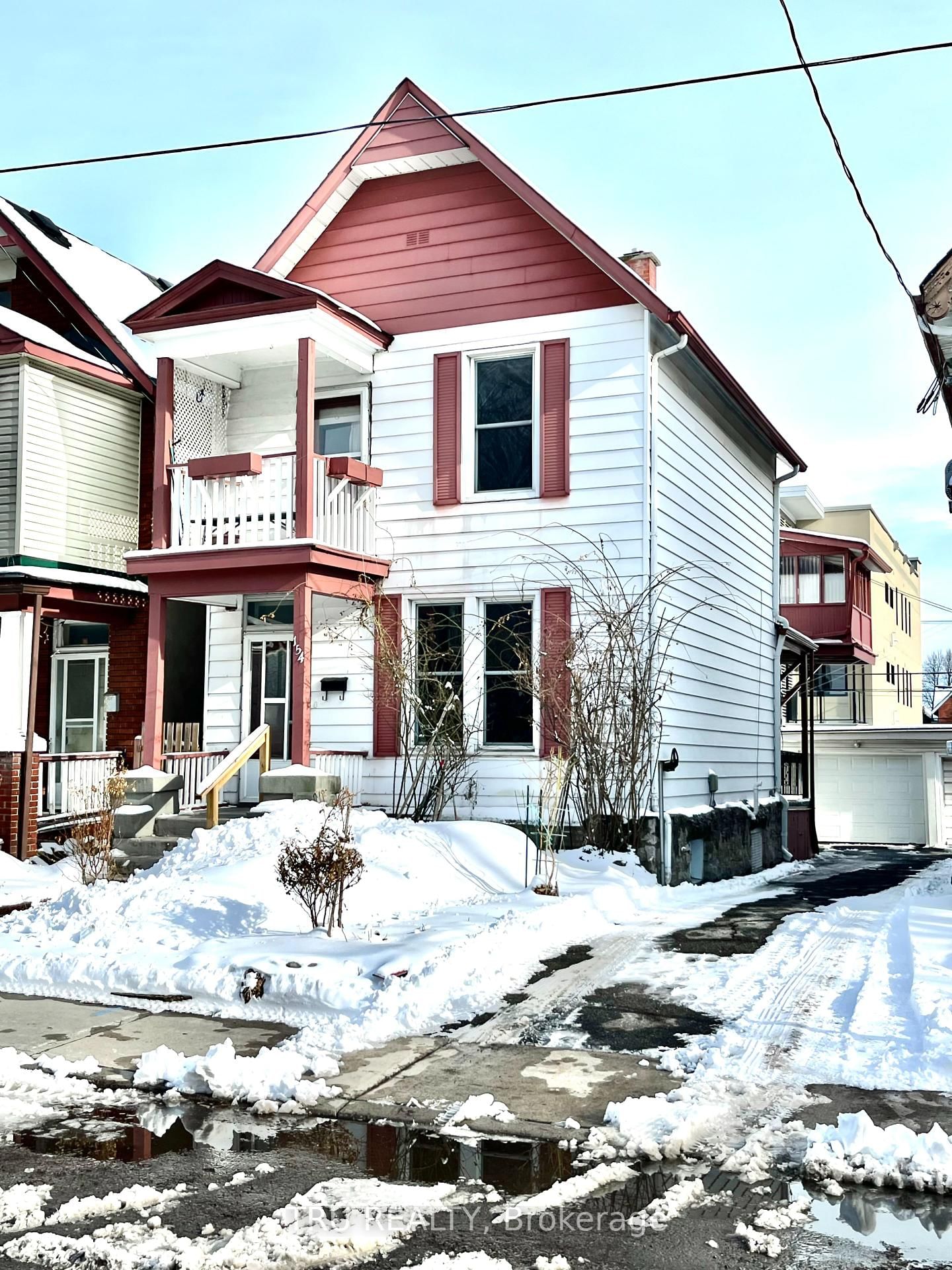 Detached House sold at 154 Florence Street, Ottawa, Ottawa Centre, K1R 5N4 - MLS: X12052557