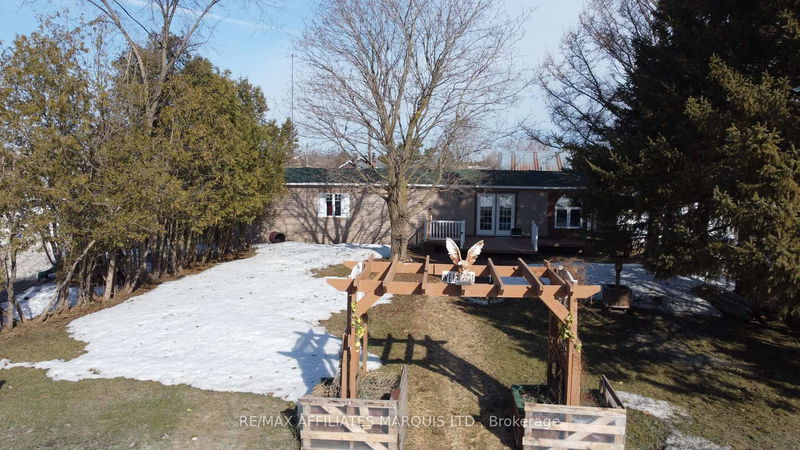 20977 Lochiel Rd, North Glengarry - North Glengarry (Lochiel) Twp image-0-0