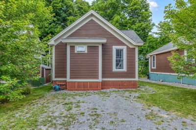 Unit 143 — 6 Farm View Lane, Prince Edward County - Athol image-0-2