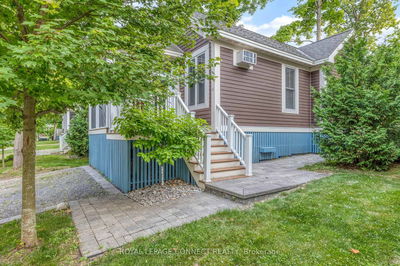 Unit 178 — 11 Farm View Lane, Prince Edward County - Athol image-0-2