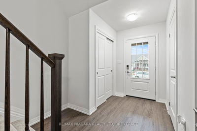 52 Bur Oak Dr, Thorold - Confederation Heights image-0-4