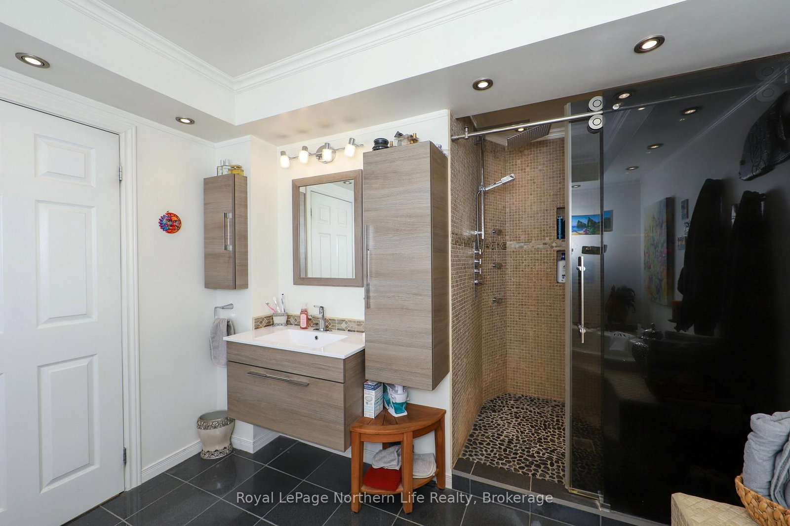 33 WHITE BEAR Court - Photo 10