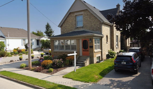 428 Saul Street