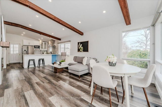 103 Hearth Crescent
