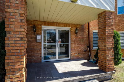 Unit 106 — 914 Ford St, Peterborough Central - 3 South image-0-4