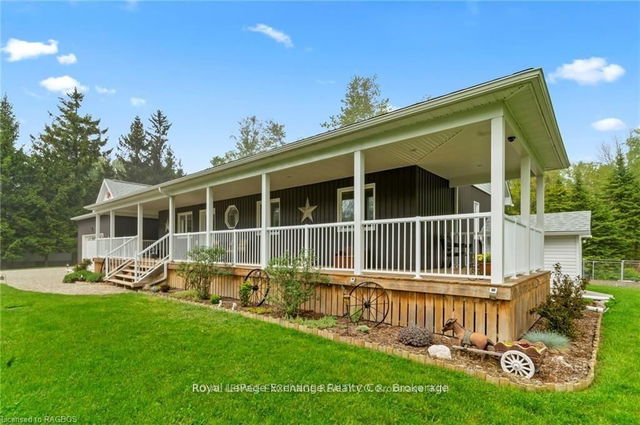 615 Cayuga Crescent
