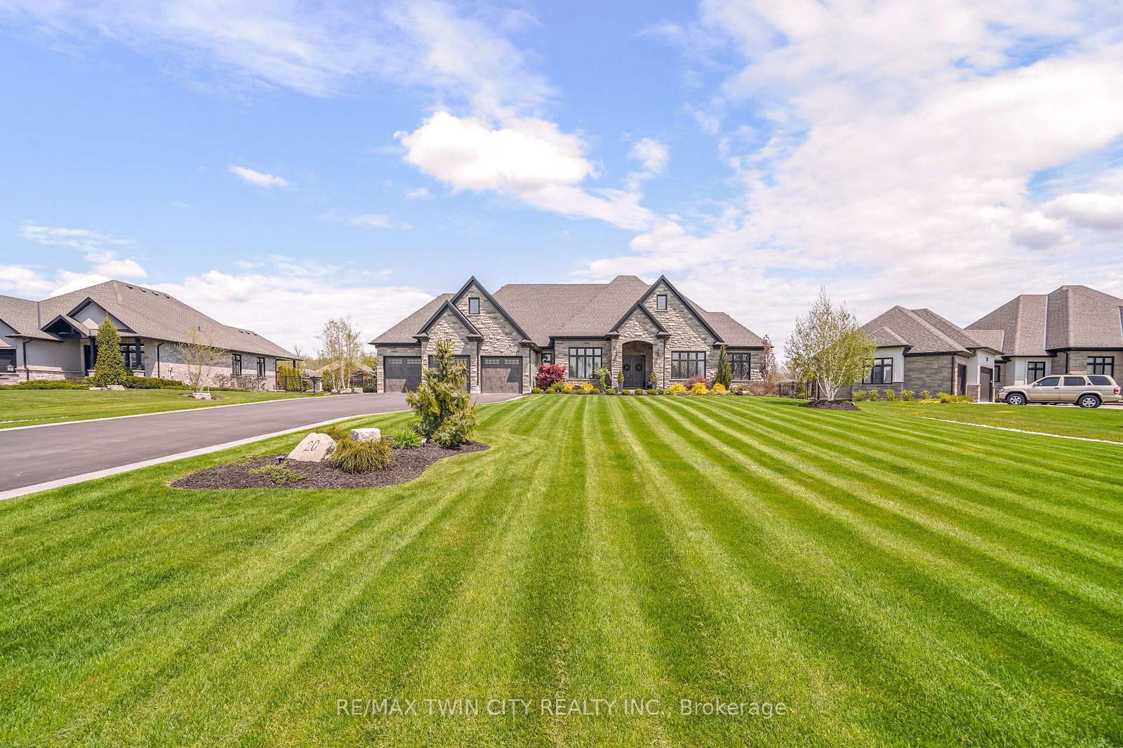 Detached House sold at 20 Tedley Boulevard, Brantford, N3T 5L5 - MLS: X12054229