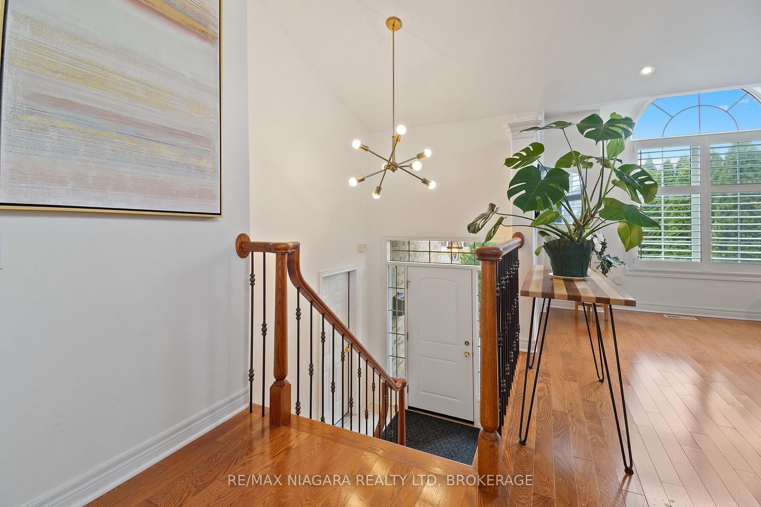Detached House for sale at 8311 VEGTER Court, Niagara Falls, Beaverdams, L2H 3M1 - MLS: X12054413