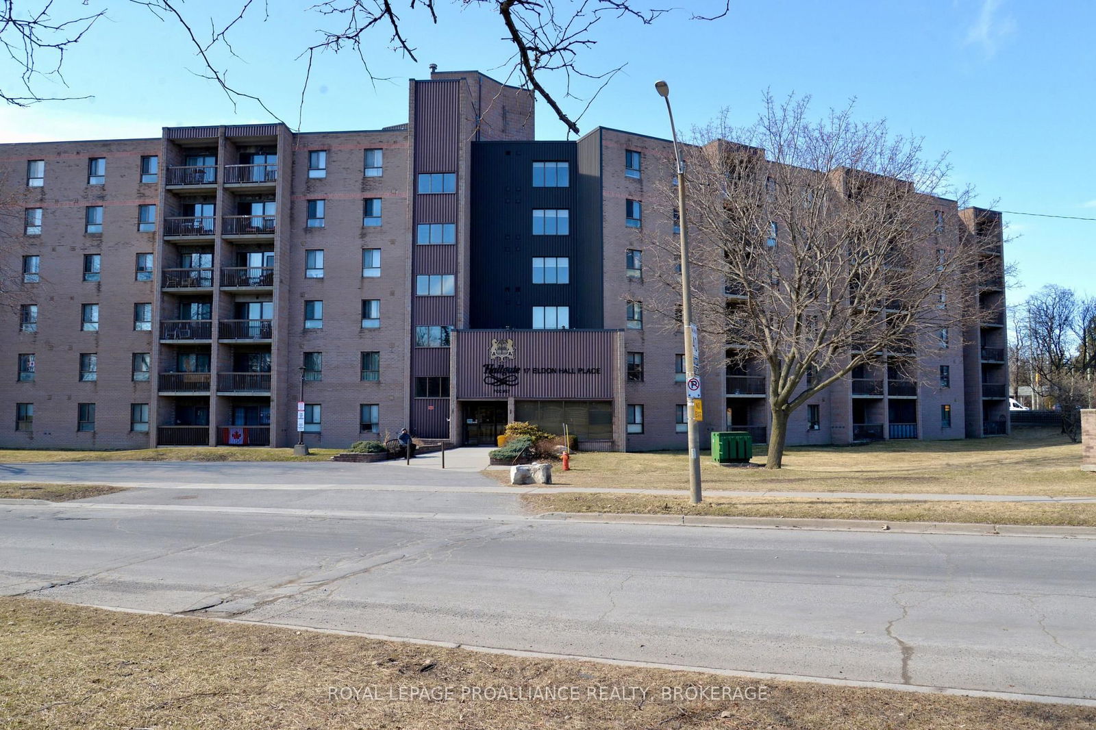 Condo for sale at 210-17 Eldon Hall Place, Kingston, Central City West, K7M 7H5 - MLS: X12054526