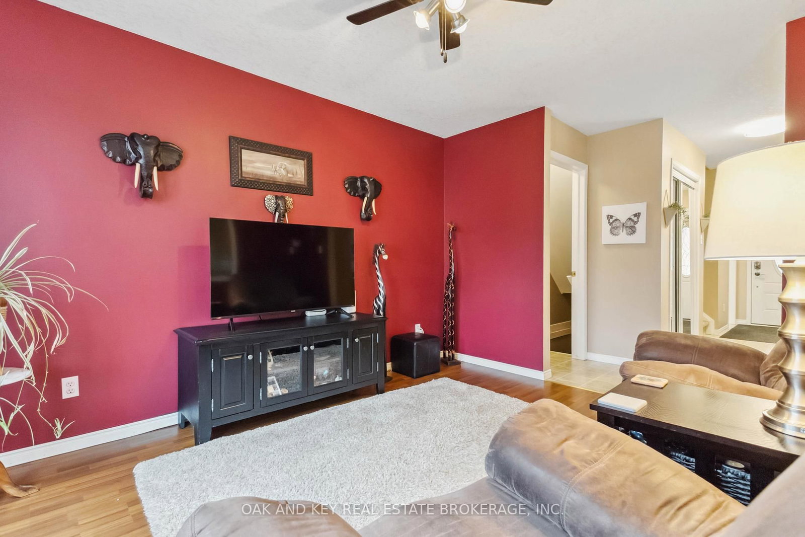Listing Image 14