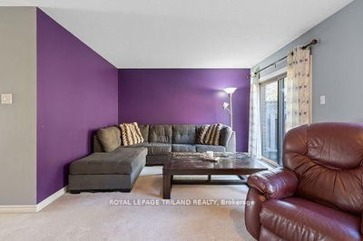 Unit 27 — 270 North Centre Rd, London North - North R image-0-4
