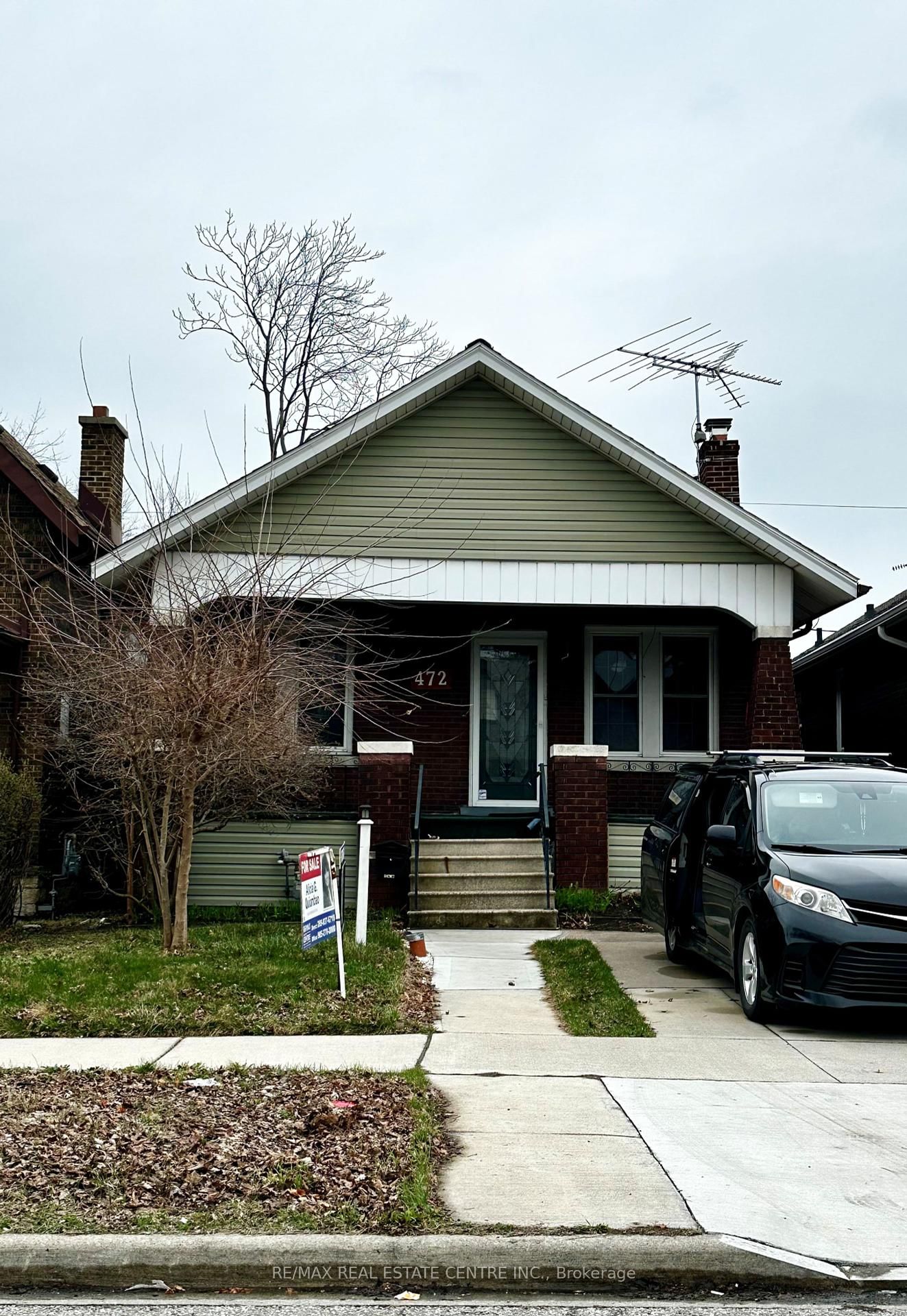 Detached House for sale at 472 Rankin Avenue, Windsor, N9B 2R7 - MLS: X12055280