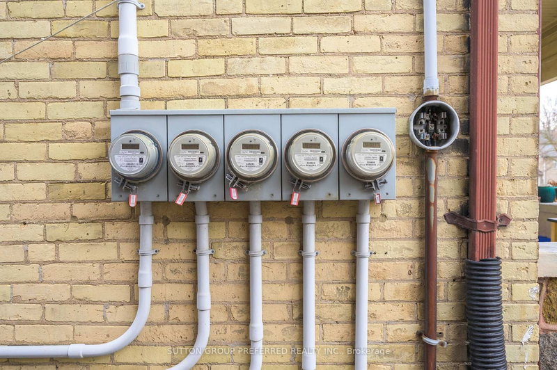 51 Stanley St, London South, N6C 1B2 | Image 3