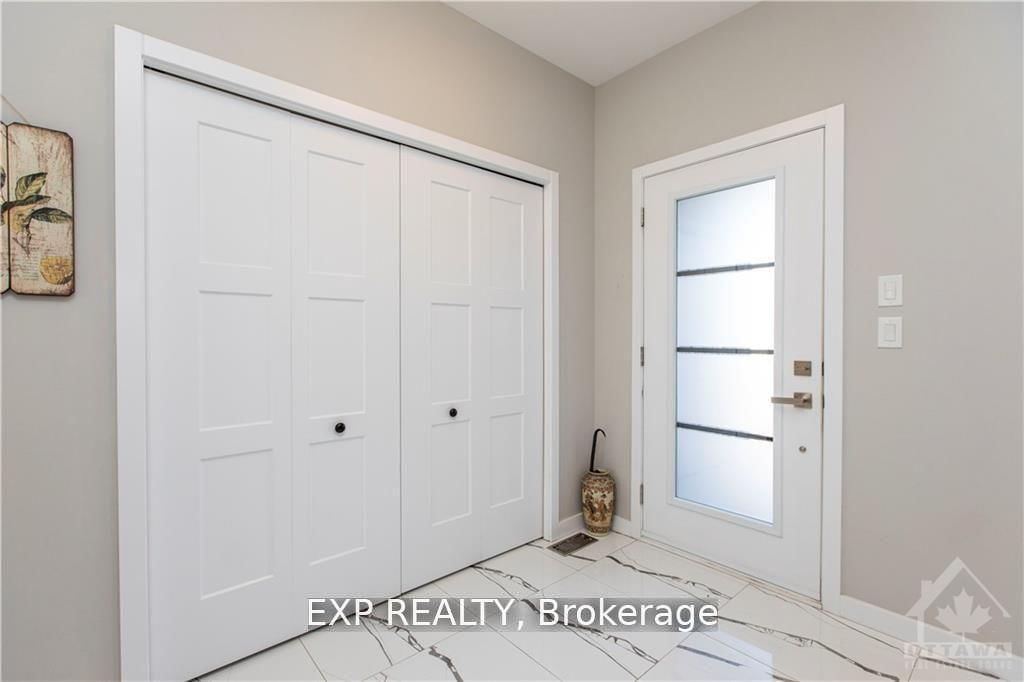 Detached House sold at 65 GRANITE Street, Clarence-Rockland, Clarence/Rockland Twp, K4K 0H7 - MLS: X12055822