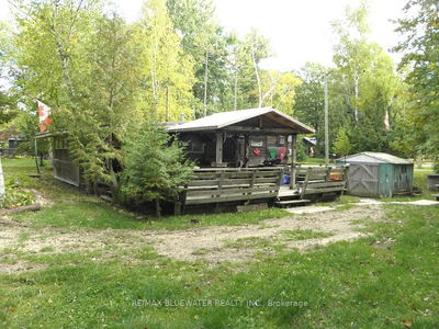 6175 Hobbs Rd, Lambton Shores - Kettle Point image-0-4