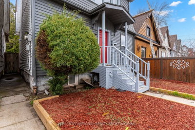 Detached House leased at B-495 Ferguson Avenue, Hamilton, Ontario, L8L 4Z4 - North End - MLS: X12056837